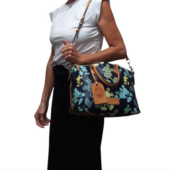 Disney Dooney & Bourke Mickey Marathon Disney 20th Anniversary Satchel euc - Picture 4 of 11
